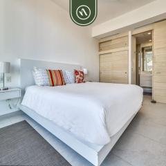 Oceanview Luxury Condo - Private Beach - Rooftpop