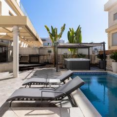 Sahara - Designed Duplex with a private pool
