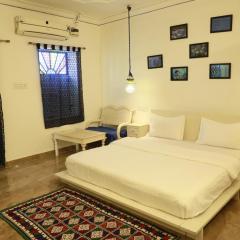 Blue Haveli Home Stay