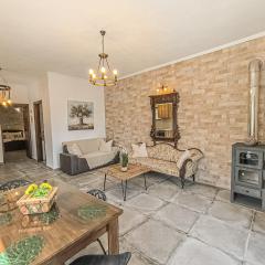 Achlades The Mountain Paradise Villas - Suite with a Private Jacuzzi, Pool, and a Balcony with an Amazing View!