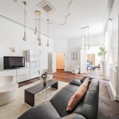 Luxury Designer Home in Center of Vienna