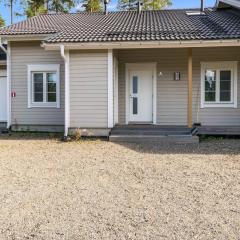 Holiday Home 4 seasons hymy a by Interhome