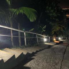 Casa no Perequê a 300 metros da praia - Espaço inteiro