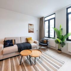 Modern 6-Guest Apartment in Central Antwerp