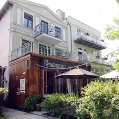 Amerika-Suite - Versteck am Strom