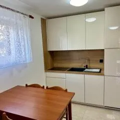 Apartment Sara