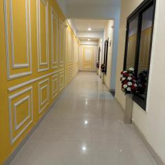 RAUNAK BANQUET And GUEST HOUSE