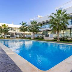 Beautiful Apartment In Mar De Cristal