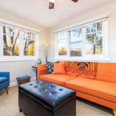 Historic Avenues Downtown w Dedicated Workspace