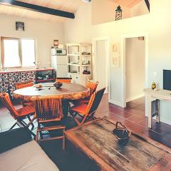 Cozy house in Cañamero of 86 m² with shared pool