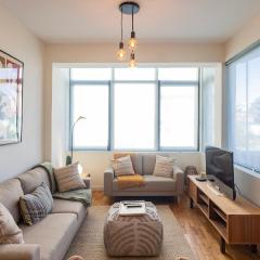 Modern 3BR in Downtown Porto w AC