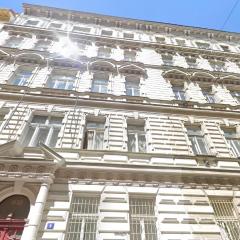 Tyrsova Apartment City Centre