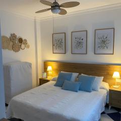 Coqueto apartamento céntrico con terraza y parking