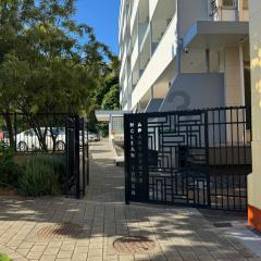 Chic apartment in Art Deco Napier