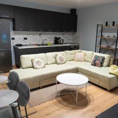 Tirana Family Apartment - Center