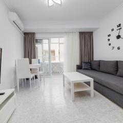 Calle Concordia 86, two bedroom apartment, up to 6 guests, near Del Cura beach,supermarket Mercadona and central bus station