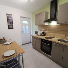 Appartement tout equipé à 600m du centre thermal