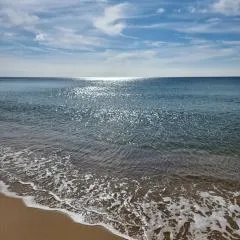 Stunning 2 bed & 2 bath, Seaview, pets welcome!