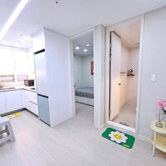 #open special price #double-station area comfortable 2-room