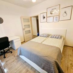 FIRST -- Green Żoliborz Apartment 5