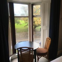 Budget room 10min Walk to Swansea Centre 1