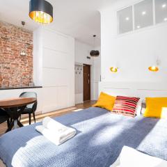 aleja Wyzwolenia 14A by Homeprime