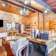 5 Mi to Breckenridge Ski Resort Cozy Wood Cabin!