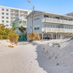 Driftwood Beach Suite - Walk to Clearwater Bch