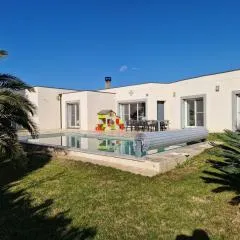 Villa moderne de 220m2 avec piscine, Sérignan
