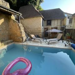 Maison en pierre avec piscine et terrasse pour 6