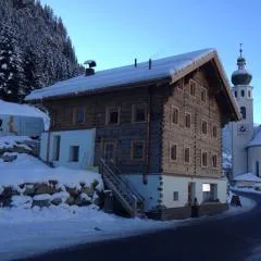 Uriges Alpen-Apartment Juen Stefan