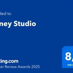 Honey Studio