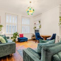 New listing! 1BR apt in Central London, 5 min tube