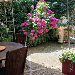 Maison de charme à Brantôme, animaux admis, parking inclus - FR-1-616-461