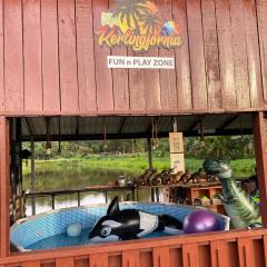Kerlingfornia Pond View Homestay