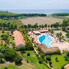 2 Bedroom Stunning Apartment In Isola Capo Rizzuto