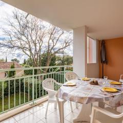 Apartment Les Calanques du Parc-5 by Interhome