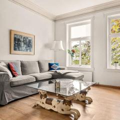 Dinbnb Apartments I Characteristic Townhouse with Bathtub