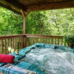 Semi secluded dog friendly 1BR with hot tub, mountain view, in Gatlinburg!