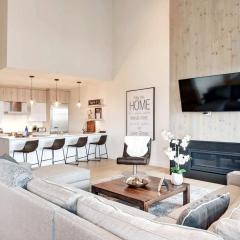 Unique stunning ski in-out condo in Tremblant