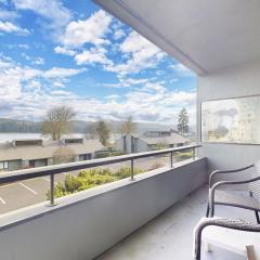 Bayfront Retreat A