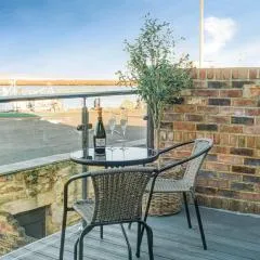 Estuary Point - unique sea views