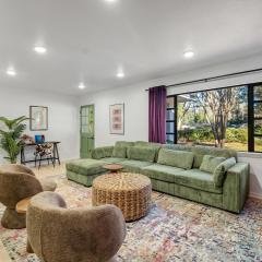 Spacious 4BD - Central Stay with Backyard & Games