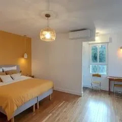 2 chambres 5 pers Domaine de Treuillaud