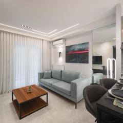 Tiffany by halu! Stylish apartment near Navarinou square
