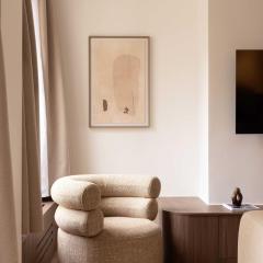 Elegant apartment - AC- 2BR-6P- Madeleine