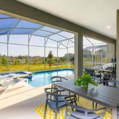 Gorgeous 6 Bd SF Close to Disney w/ Pool @ Champions Gate Resort 712