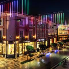 La Ville Hotel & Suites CITY WALK Dubai, Autograph Collection
