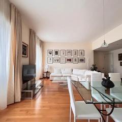 Elegante Apartmento CityLife Fiera