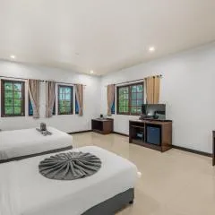 SimPly Stay Fisherman's Village